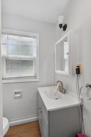 2080 Middlefield Ave, Stockton, CA 95204