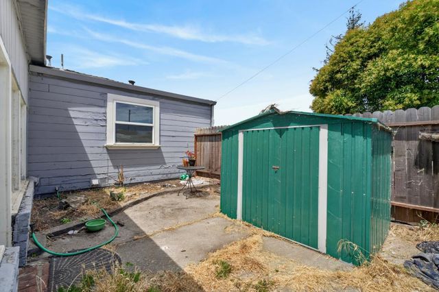 2080 Middlefield Ave, Stockton, CA 95204