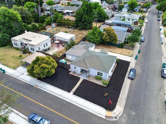 2080 Middlefield Ave, Stockton, CA 95204