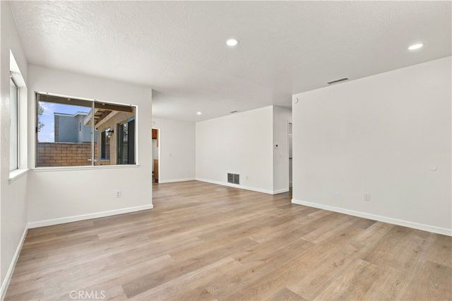 1682 carmel cir w, Upland, CA 91784