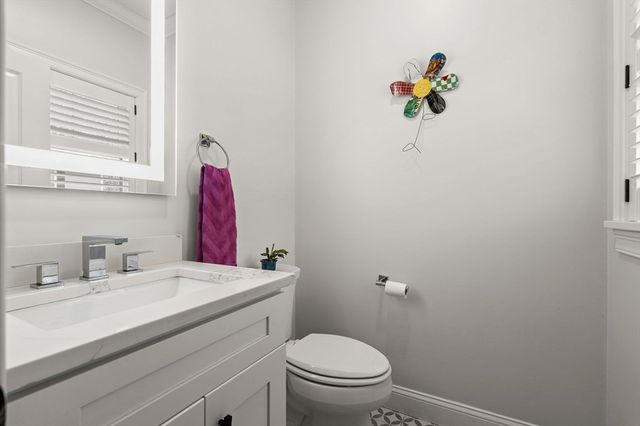 472 Main St C, Stoneham, MA 02180