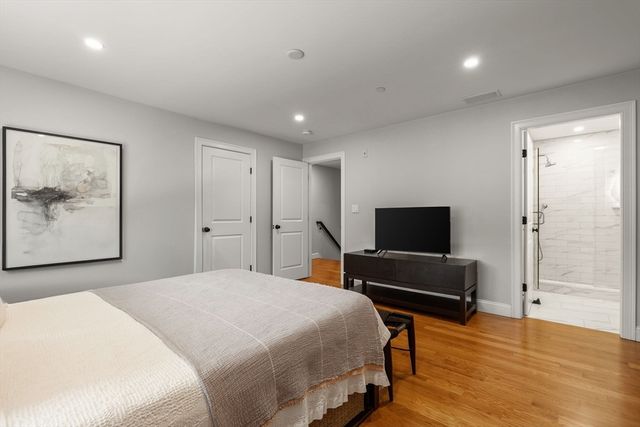 472 Main St C, Stoneham, MA 02180