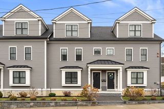 472 Main St C, Stoneham, MA 02180
