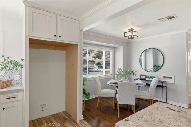 1532 W 221st Street, Torrance, CA 90501