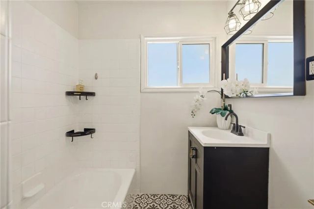 1532 W 221st Street, Torrance, CA 90501