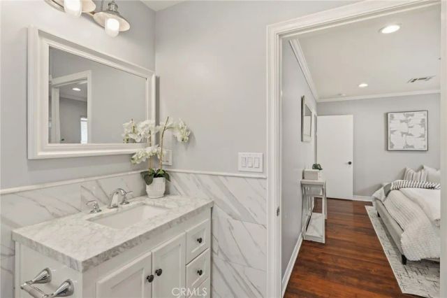 1532 W 221st Street, Torrance, CA 90501