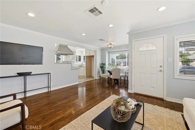 1532 W 221st Street, Torrance, CA 90501
