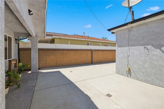 1532 W 221st Street, Torrance, CA 90501