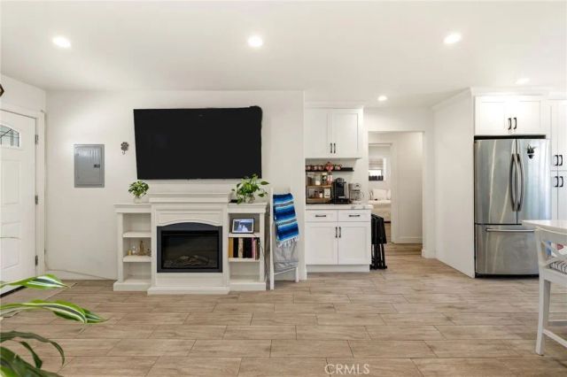 1532 W 221st Street, Torrance, CA 90501