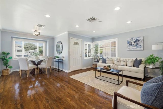 1532 W 221st Street, Torrance, CA 90501
