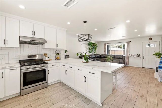 1532 W 221st Street, Torrance, CA 90501