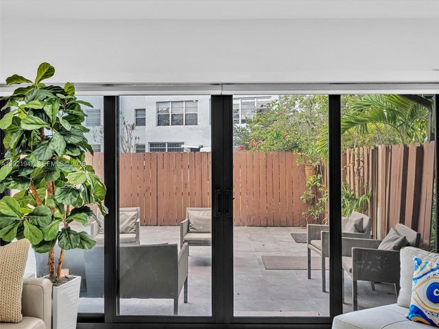 500 NE 199th Terrace 7J, Miami, FL 33179