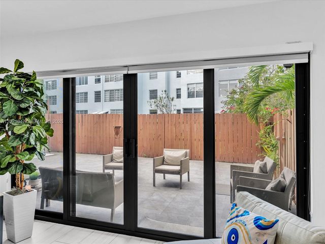 500 NE 199th Terrace 7J, Miami, FL 33179