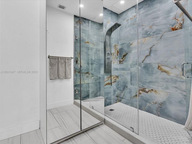 500 NE 199th Terrace 7J, Miami, FL 33179