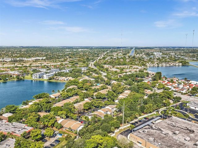 500 NE 199th Terrace 7J, Miami, FL 33179