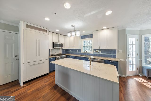 1502 Mill Creek Court SW, Marietta, GA 30008