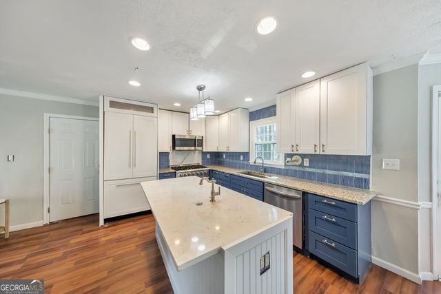 1502 Mill Creek Court SW, Marietta, GA 30008