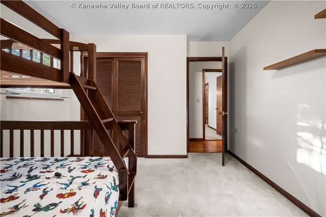 1109 Shamrock Road, Charleston, WV 25314