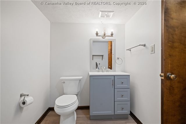 1109 Shamrock Road, Charleston, WV 25314