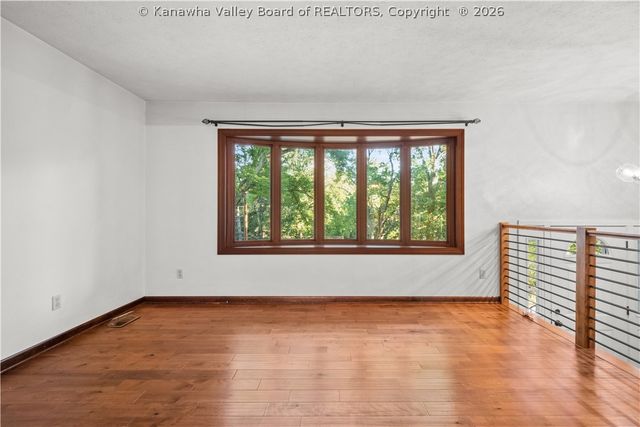 1109 Shamrock Road, Charleston, WV 25314