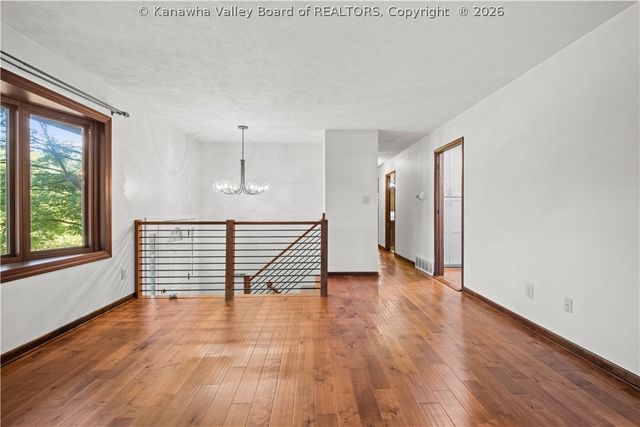 1109 Shamrock Road, Charleston, WV 25314