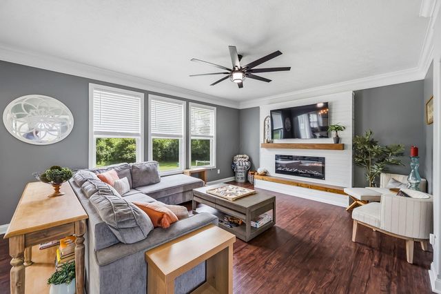 664 Saffron Drive, Sunbury, OH 43074