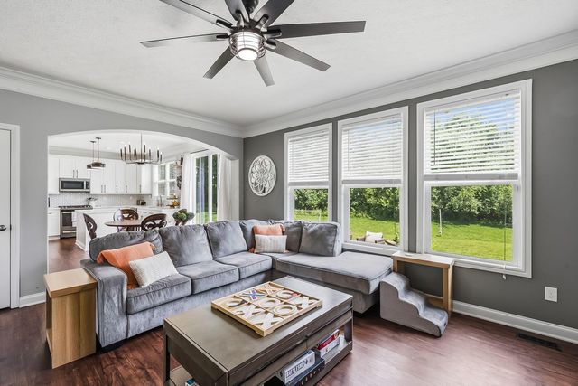 664 Saffron Drive, Sunbury, OH 43074
