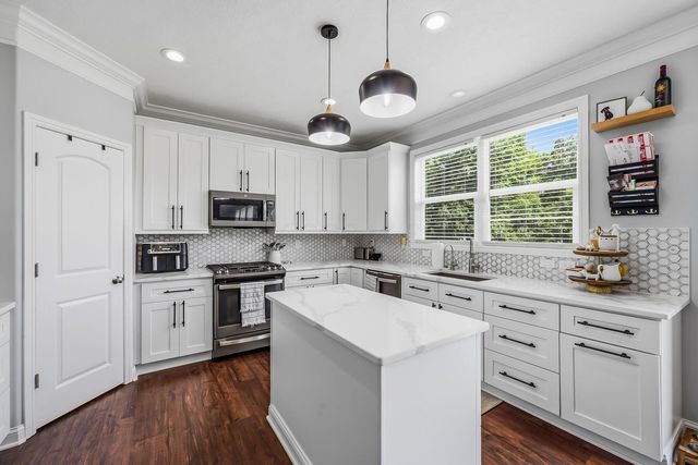 664 Saffron Drive, Sunbury, OH 43074