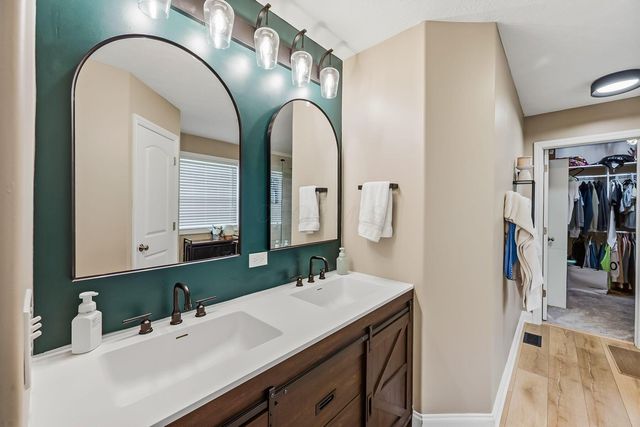 664 Saffron Drive, Sunbury, OH 43074