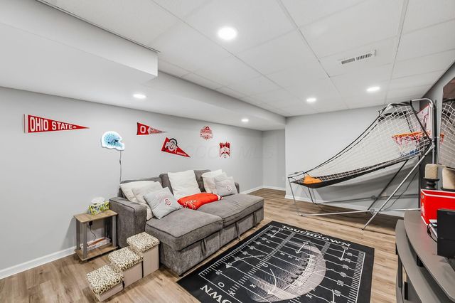 664 Saffron Drive, Sunbury, OH 43074