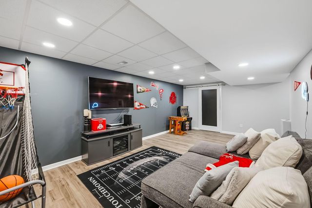 664 Saffron Drive, Sunbury, OH 43074