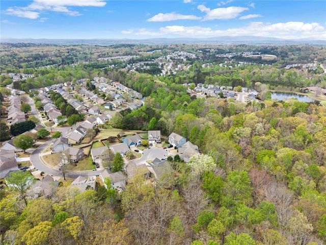 312 Springs Crossing, Canton, GA 30114