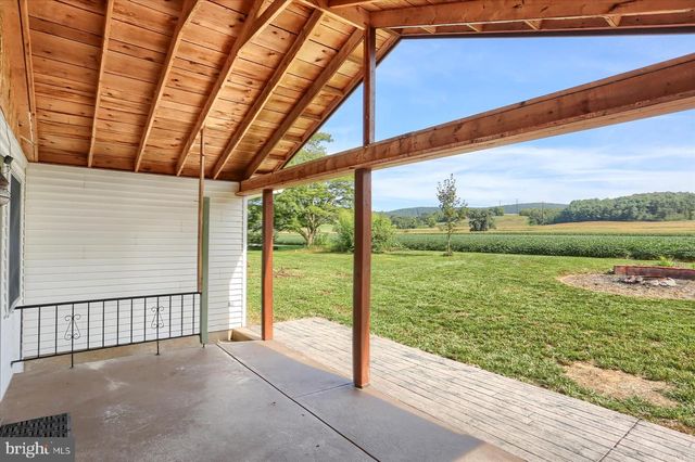 1175 N RIVER RD, Halifax, PA 17032