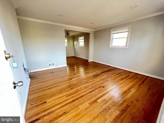 11812 TIMBER LN, Rockville, MD 20852