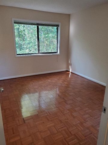 1247 Druid Knoll NE Drive 1247, Atlanta, GA 30319