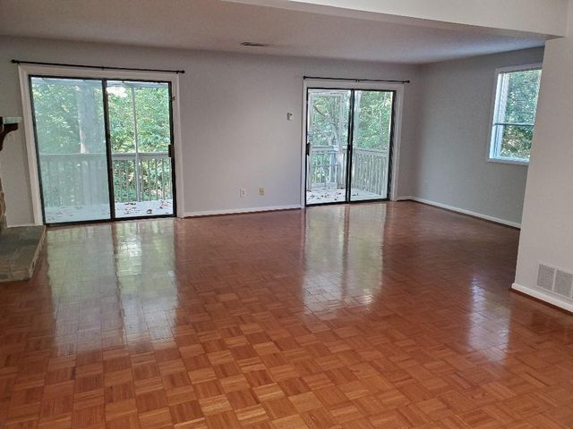 1247 Druid Knoll NE Drive 1247, Atlanta, GA 30319