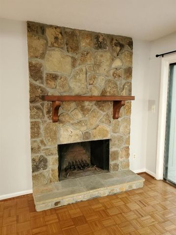 1247 Druid Knoll NE Drive 1247, Atlanta, GA 30319