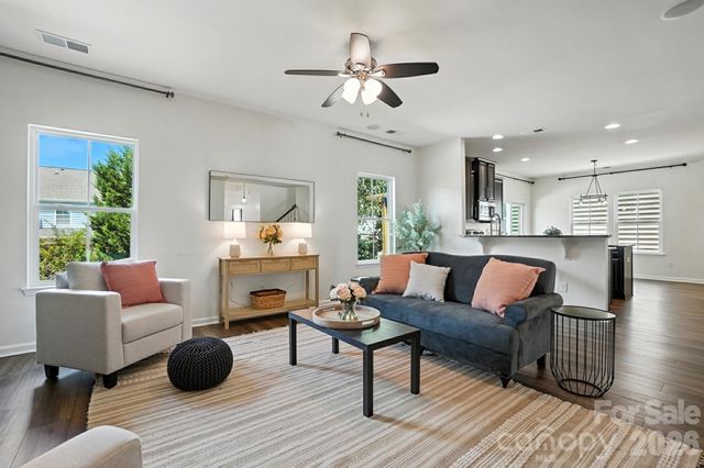 2042 Hamil Ridge Drive, Waxhaw, NC 28173