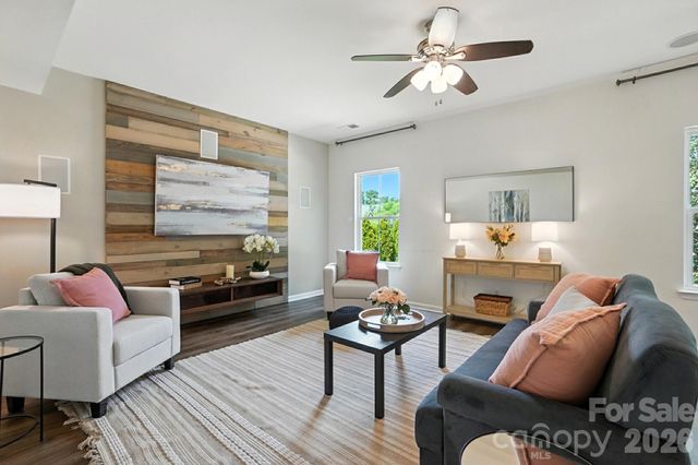 2042 Hamil Ridge Drive, Waxhaw, NC 28173