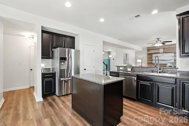 2042 Hamil Ridge Drive, Waxhaw, NC 28173