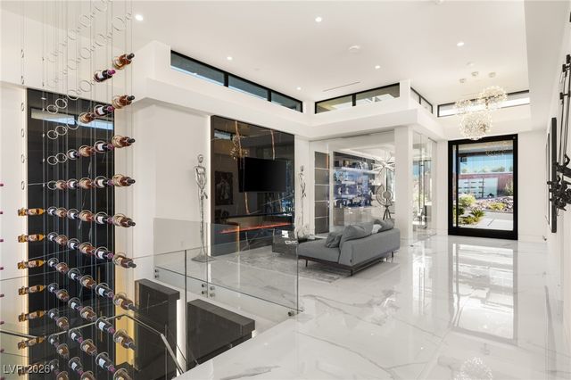 667 Solitude Rock Court, Henderson, NV 89012