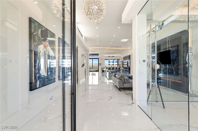 667 Solitude Rock Court, Henderson, NV 89012