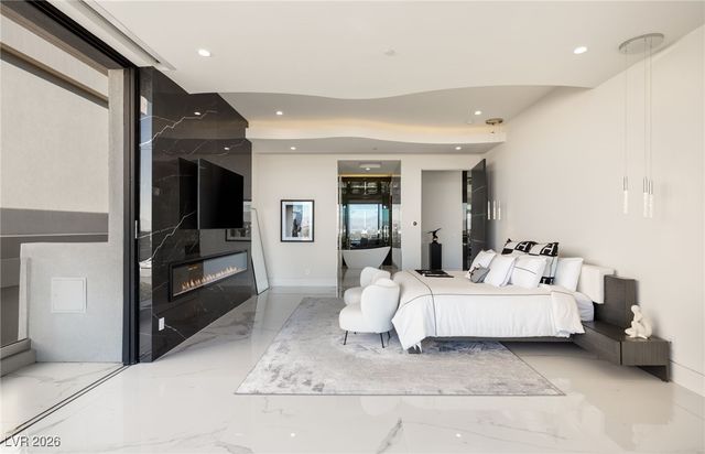 667 Solitude Rock Court, Henderson, NV 89012