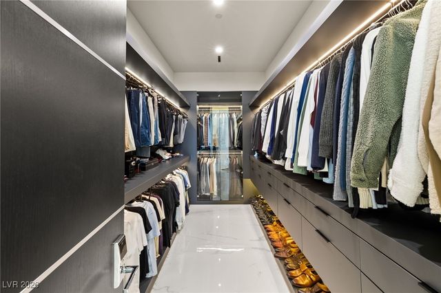 667 Solitude Rock Court, Henderson, NV 89012