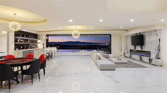 667 Solitude Rock Court, Henderson, NV 89012