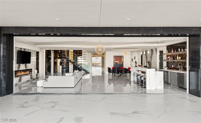 667 Solitude Rock Court, Henderson, NV 89012