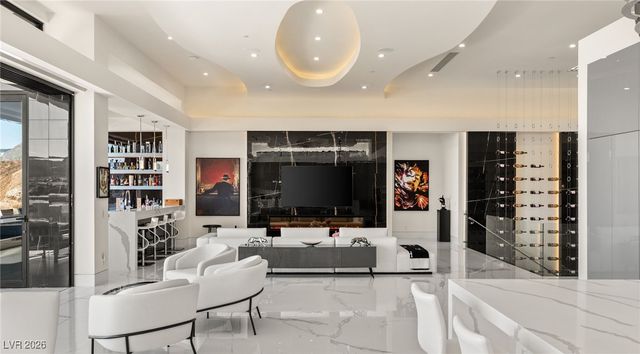 667 Solitude Rock Court, Henderson, NV 89012