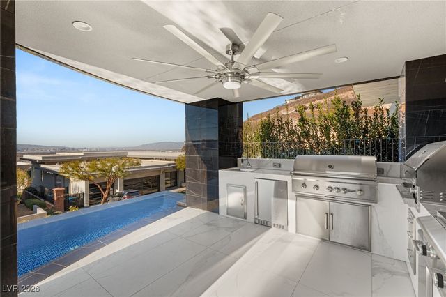 667 Solitude Rock Court, Henderson, NV 89012