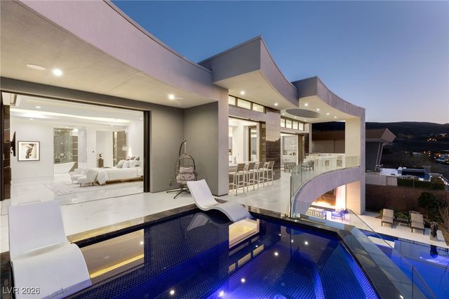 667 Solitude Rock Court, Henderson, NV 89012