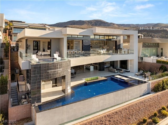 667 Solitude Rock Court, Henderson, NV 89012